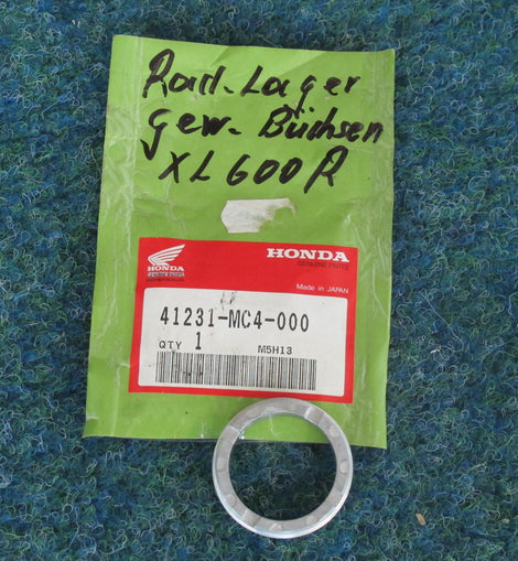 Honda Alu Ring Schraube Hinterrad XL600R Gewinde Büchse NOS