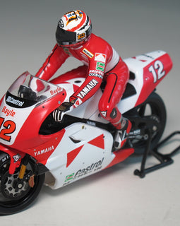 Motorradmodell 1:24 Yamaha Bayle #12 Marlboro