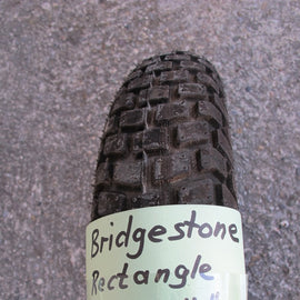 Reifen 14" 5,4x14" Bridgestone Rectangle Suzuki RV125