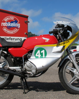 Honda CB125T Luigi Taveri Rennmaschine replica 1980