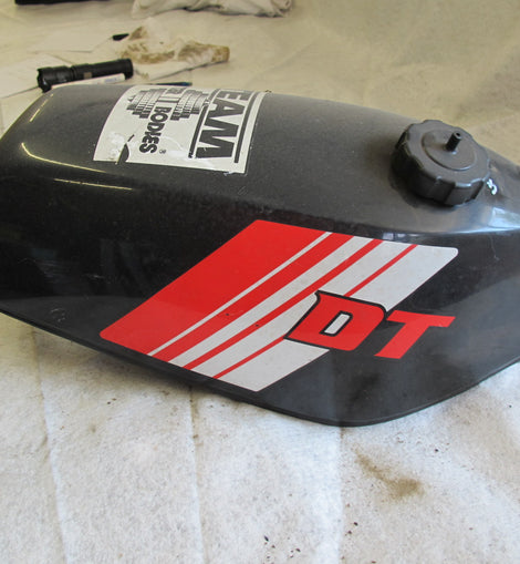 Yamaha DT125MX 2A8 Benzintank  original Teilenummer 2A8-24110-0